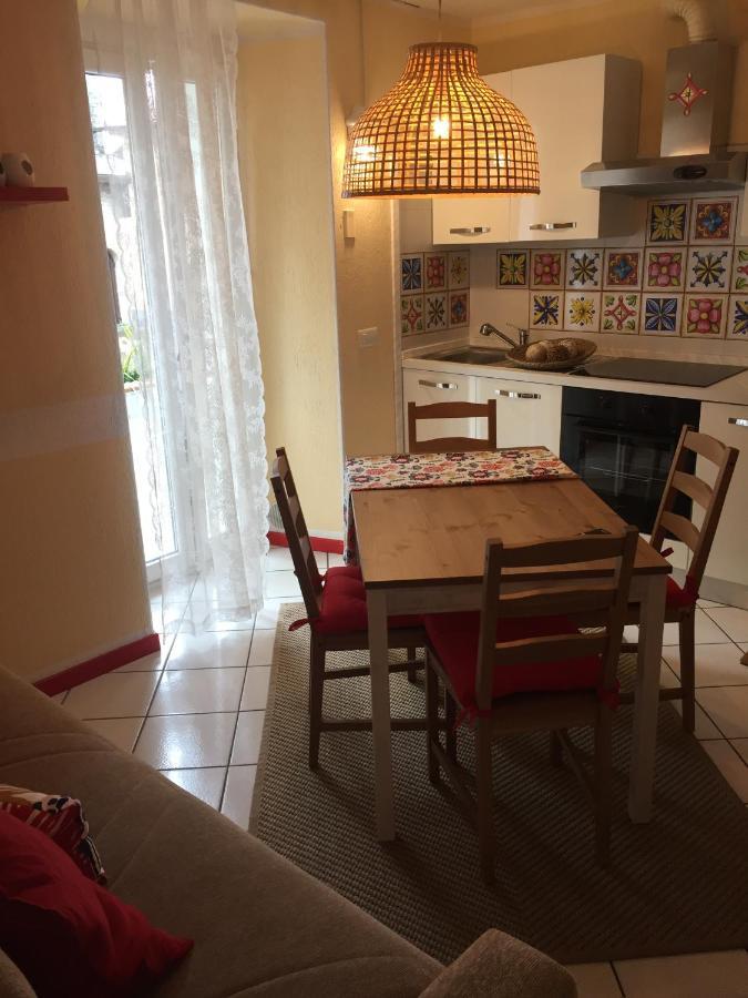 Apartamento Petit Bijou Varenna Exterior foto
